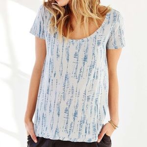 ❌SOLD❌BDG scoop neck tee